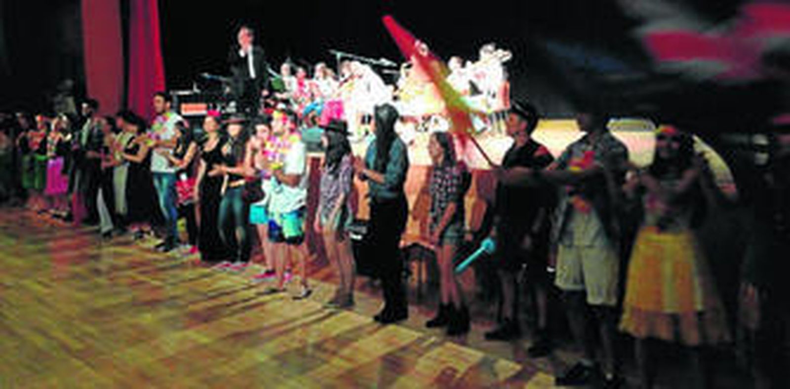 Acordes solidarios a favor de la ONG Ayudemos a un niño