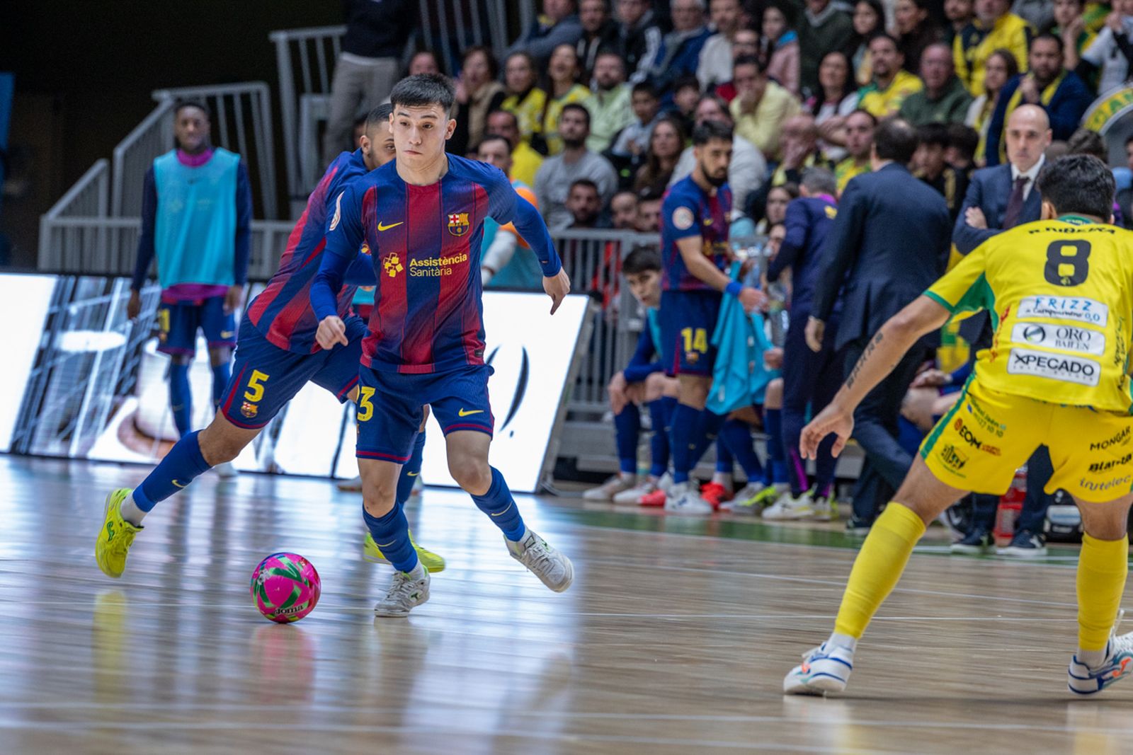 Las mejores imágenes del espectacular encuentro entre Jaén Paraíso Interior FS y Barça (3-3)