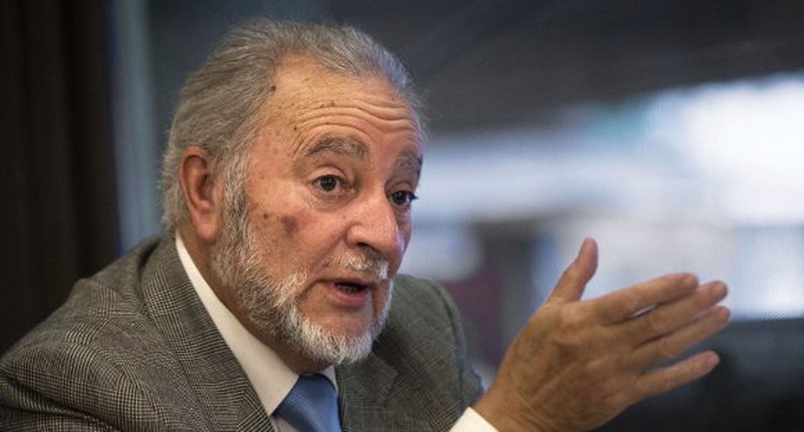 Julio Anguita descarta cerrar la lista de Unidos Podemos por Córdoba