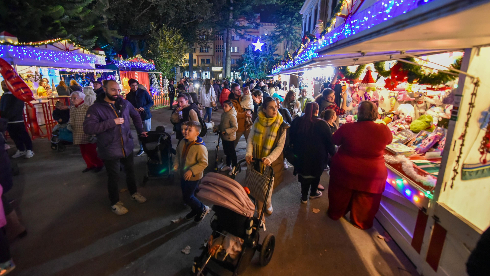 La inauguración del poblado navideño en los Jardines Saccone, en imágenes