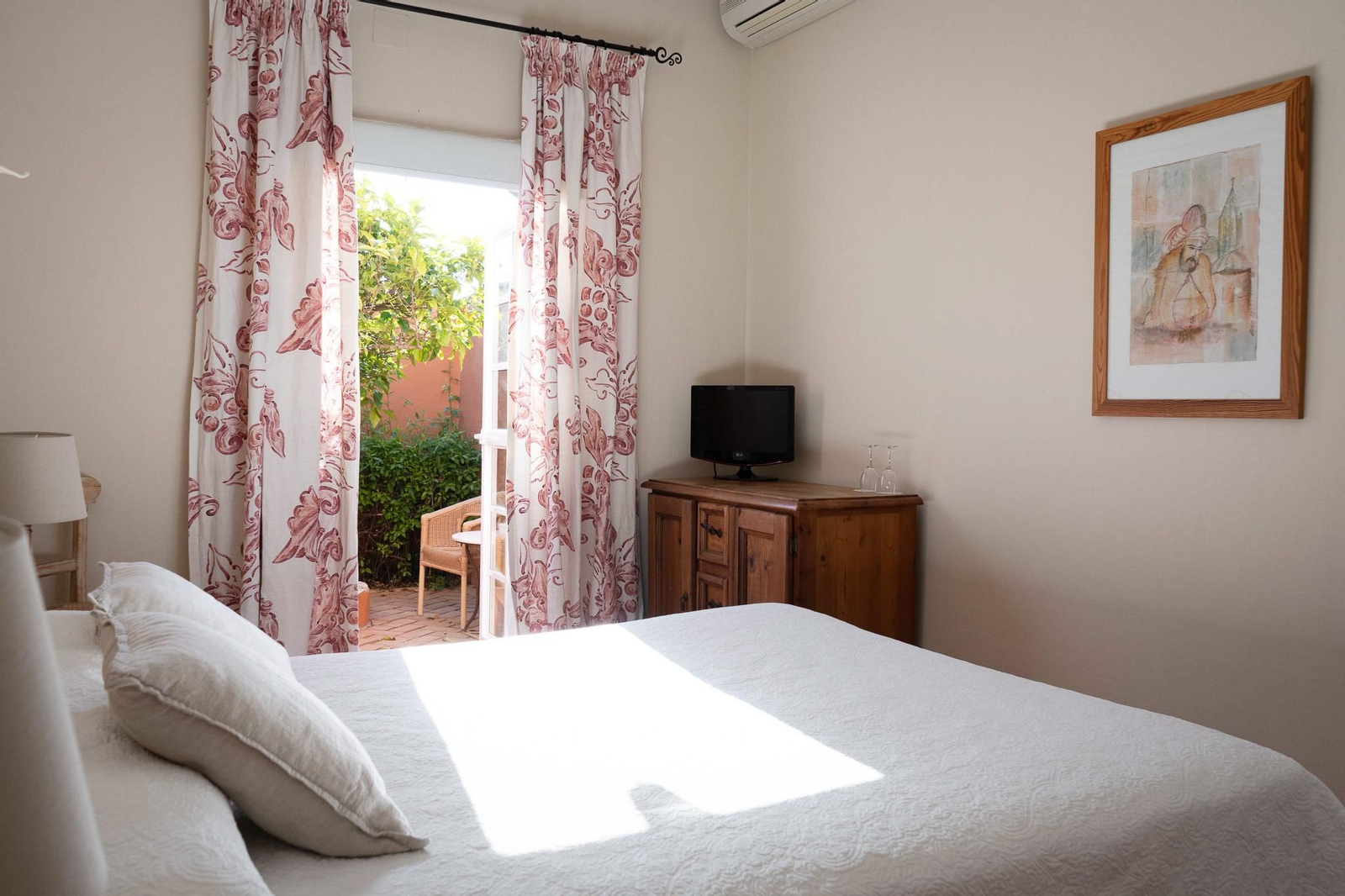 Así es es el hotel Madreselva de Los Caños