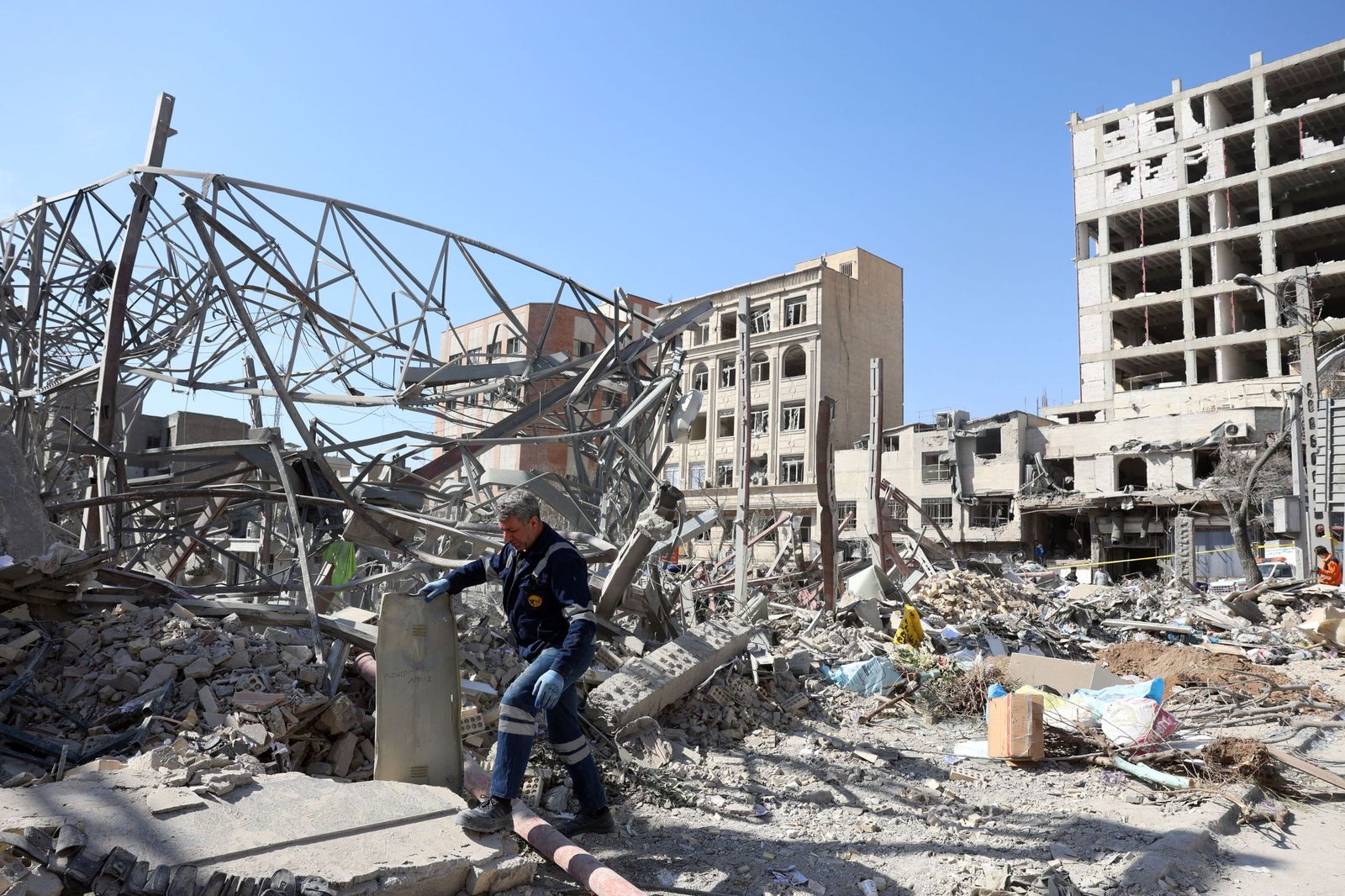 Los ataques en la Guerra de Oriente Medio: fuego y destrucción en otro día más de conflicto