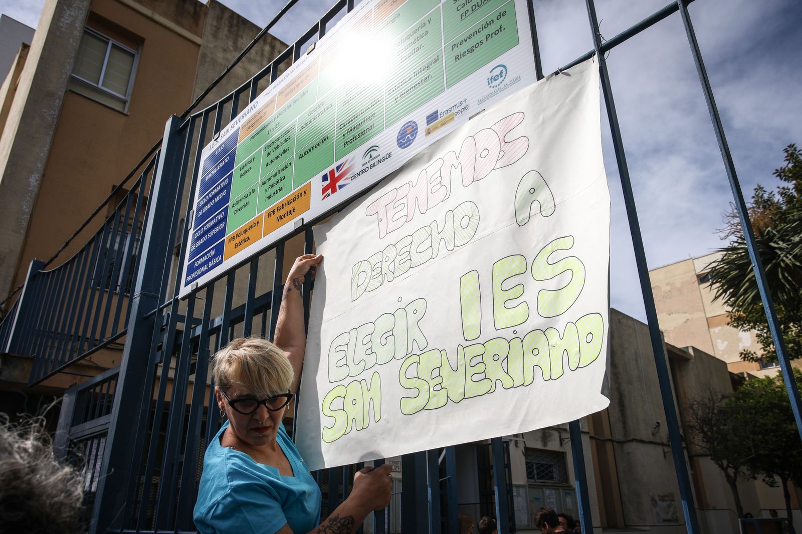Protestas de padres de alumnos del IES San Severiano en 2019.