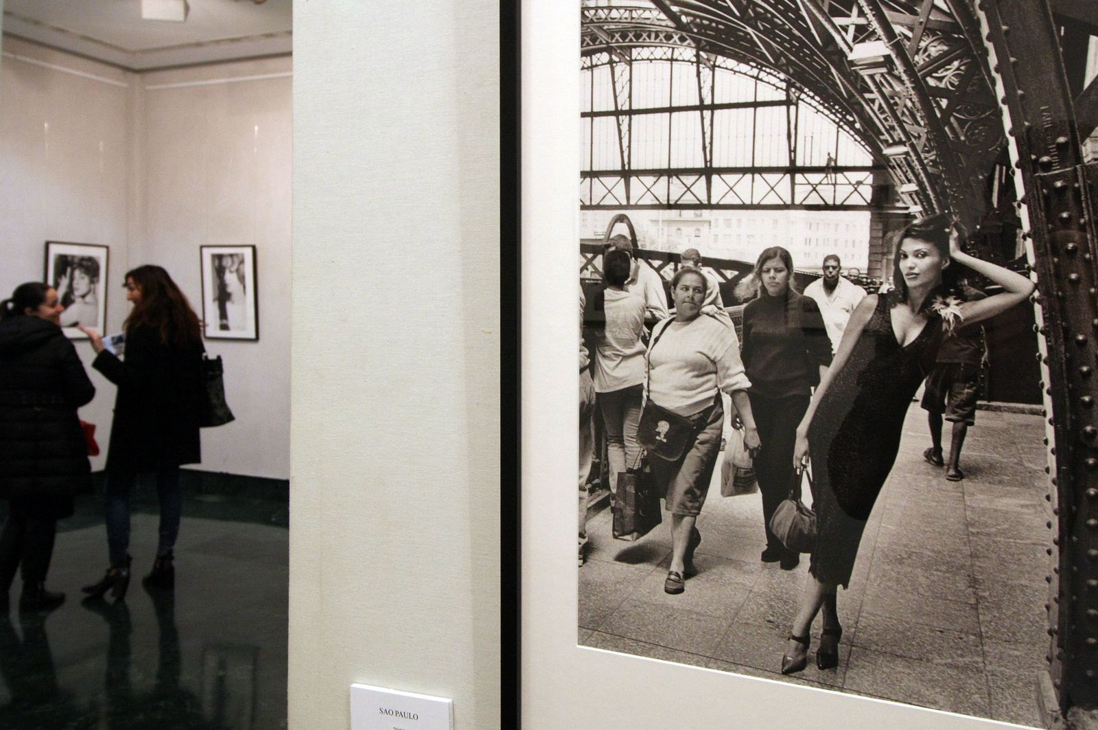 Latitudes. Exposiciones de Alberto Korda y de Pedro Luis Raota
