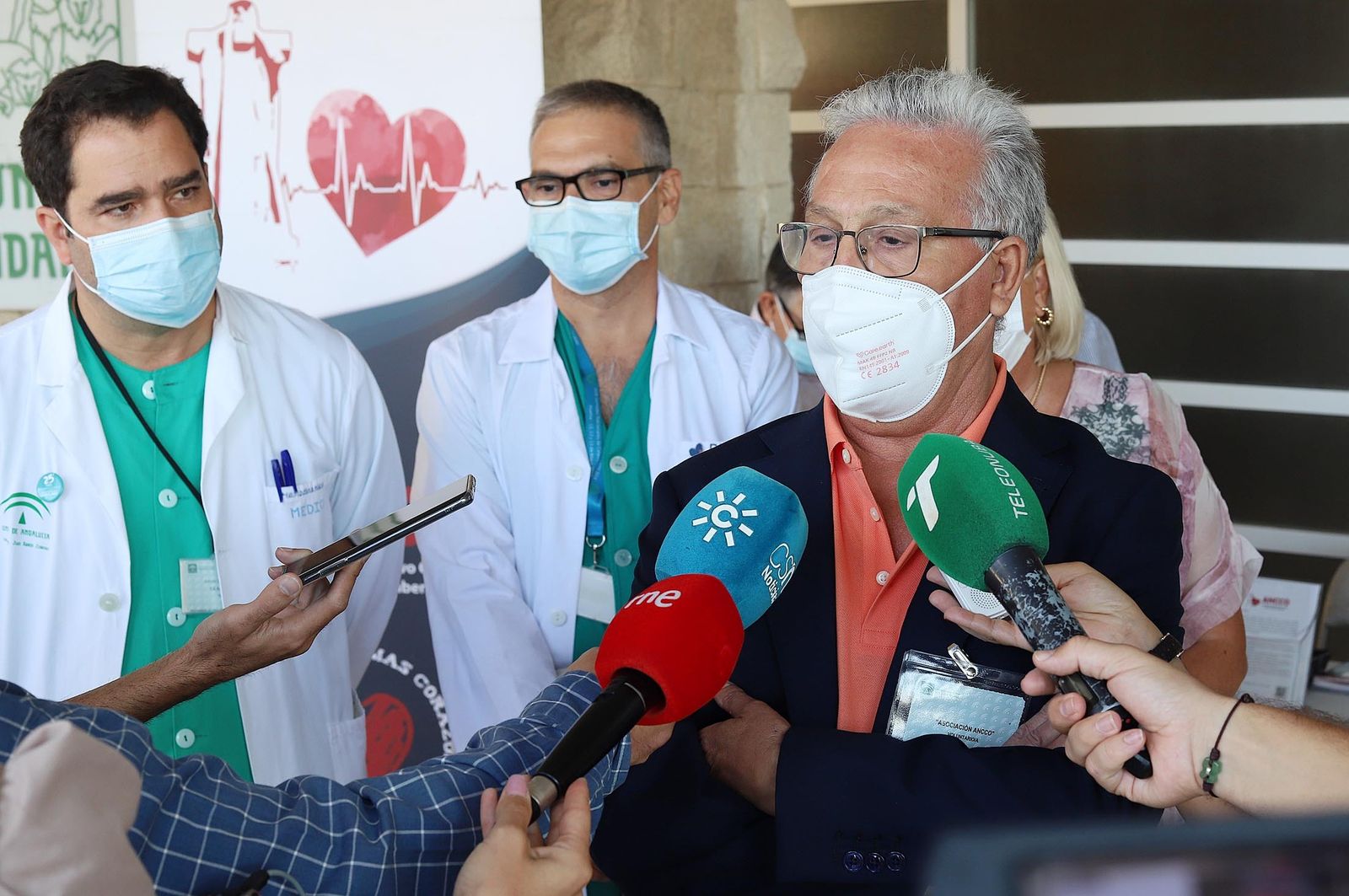 Imágenes de las actividades organizadas por el Hospital Juan Ramón Jiménez y la asociación Ancco con motivo del Día Mundial del Corazón