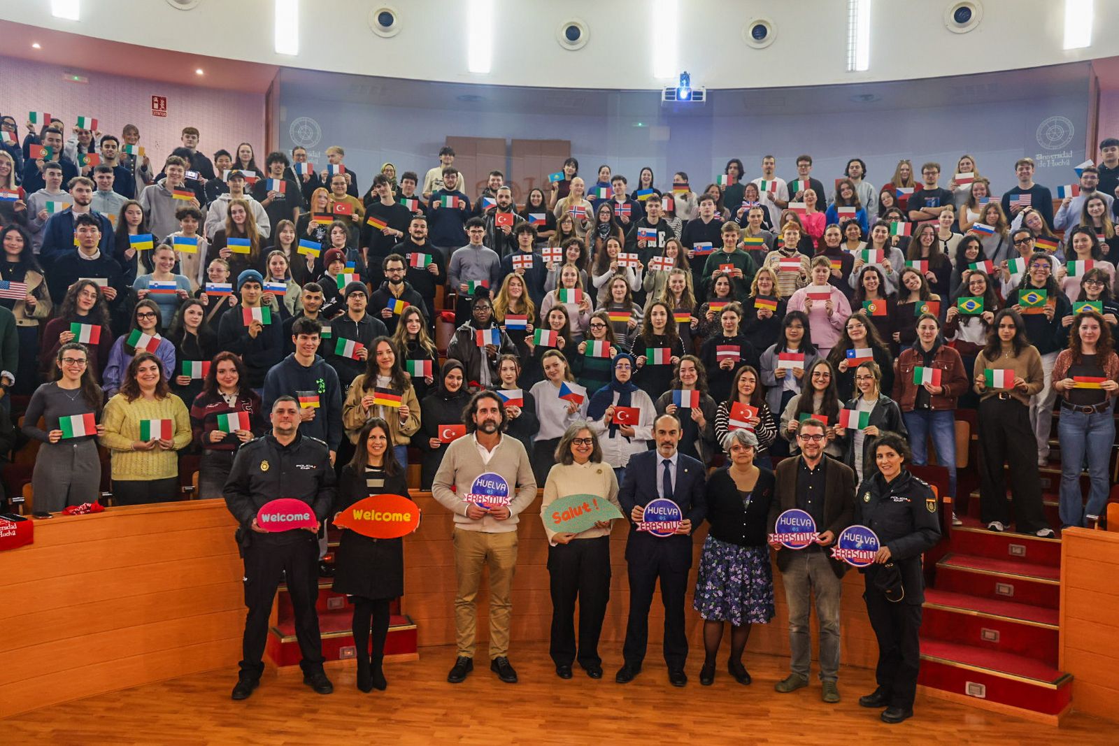 Fotografías de la llegada de estudiantes Erasmus a la Universidad de Huelva