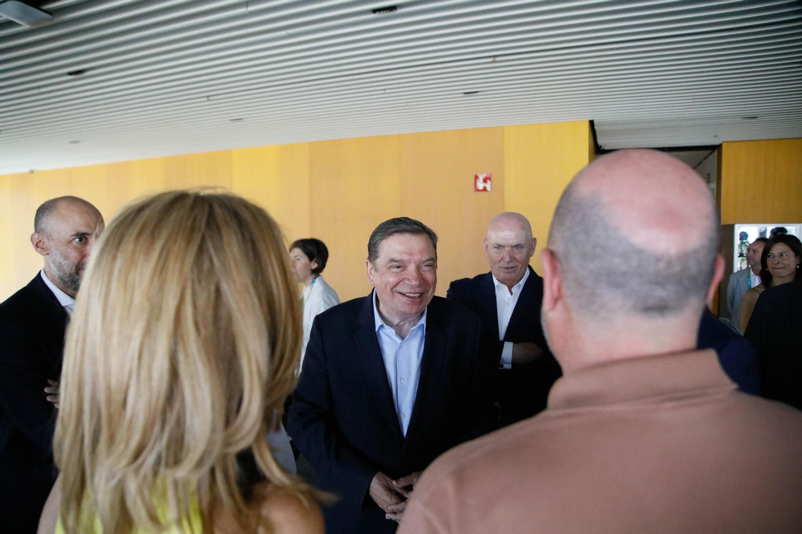 El ministro de Agricultura, Pesca y Alimentación, Luis Planas, visita el Centro Tecnológico Financiero del Grupo Cajamar en el Parque Científico-Tecnológico de Almería (PITA), en imágenes