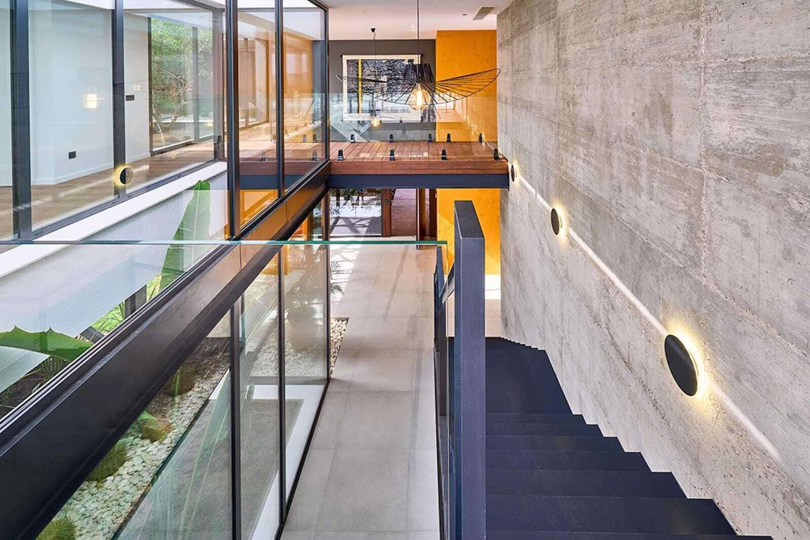 Así es la villa de lujo de arquitectos malagueños que ha ganado un premio. Así es la villa de lujo de arquitectos malagueños que ha ganado un premio.