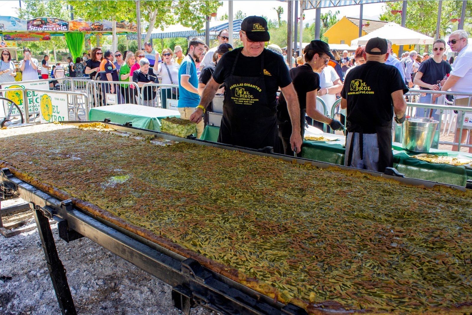 Este pueblo de Granada celebra una fiesta de la primavera en honor a su ...