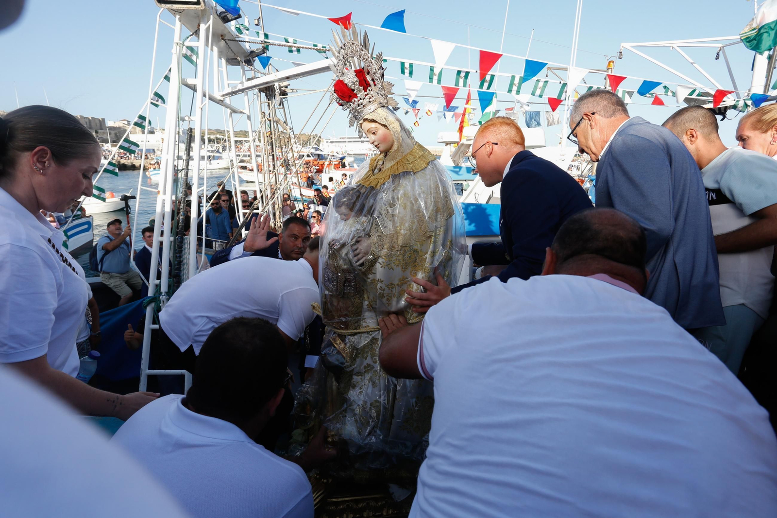 Fervor en Tarifa por la Virgen del Carmen