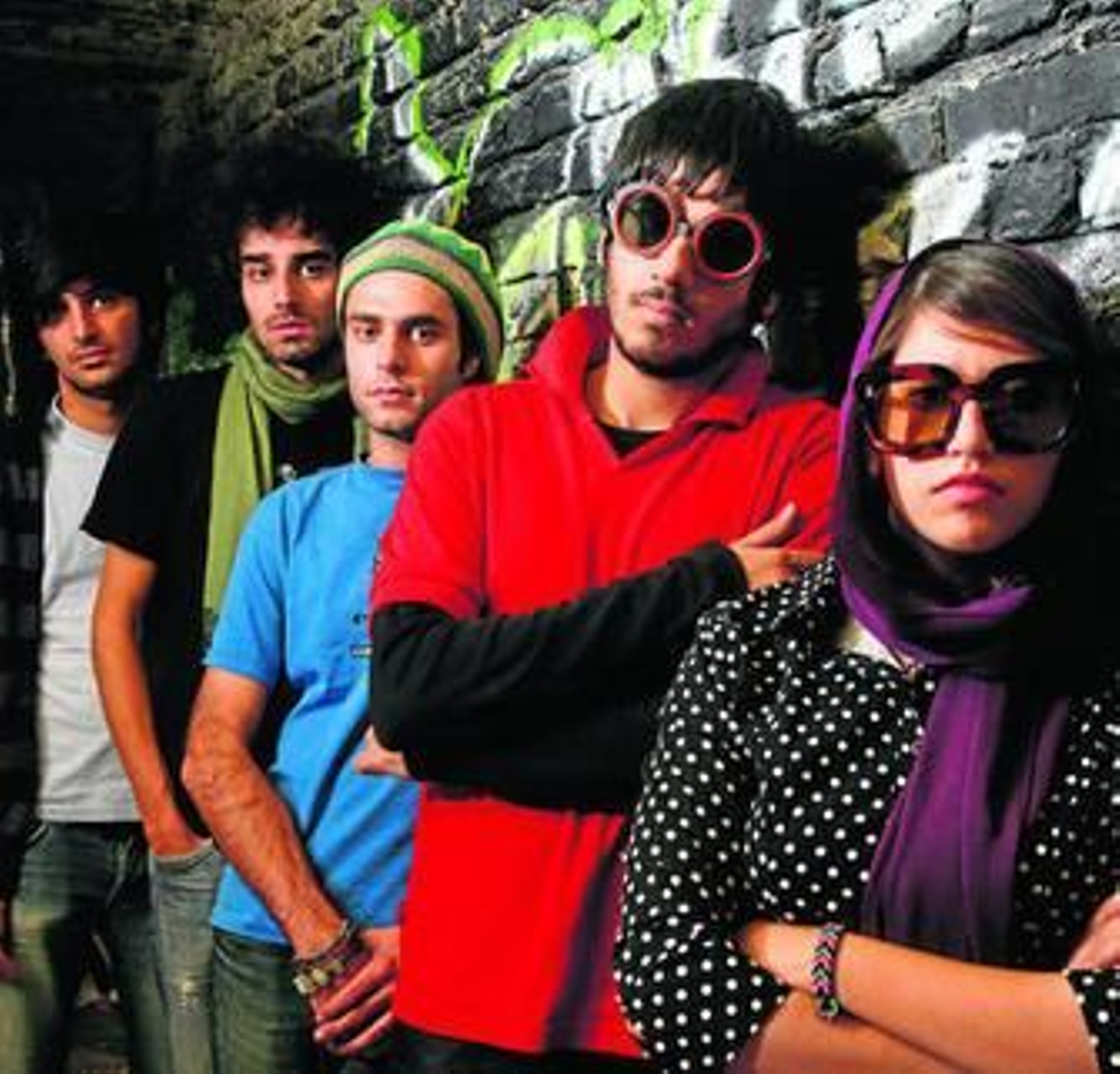 Los protagonistas de 'Nadie sabe nada de gatos persas', de B. Ghobadi.