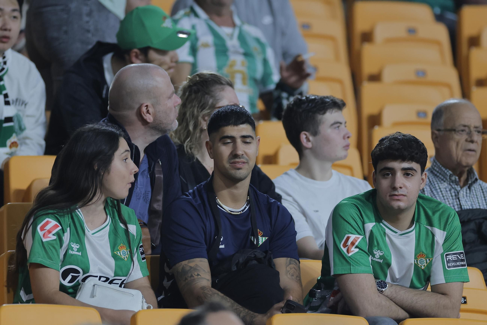 Búscate en las fotos del Betis - Mallorca