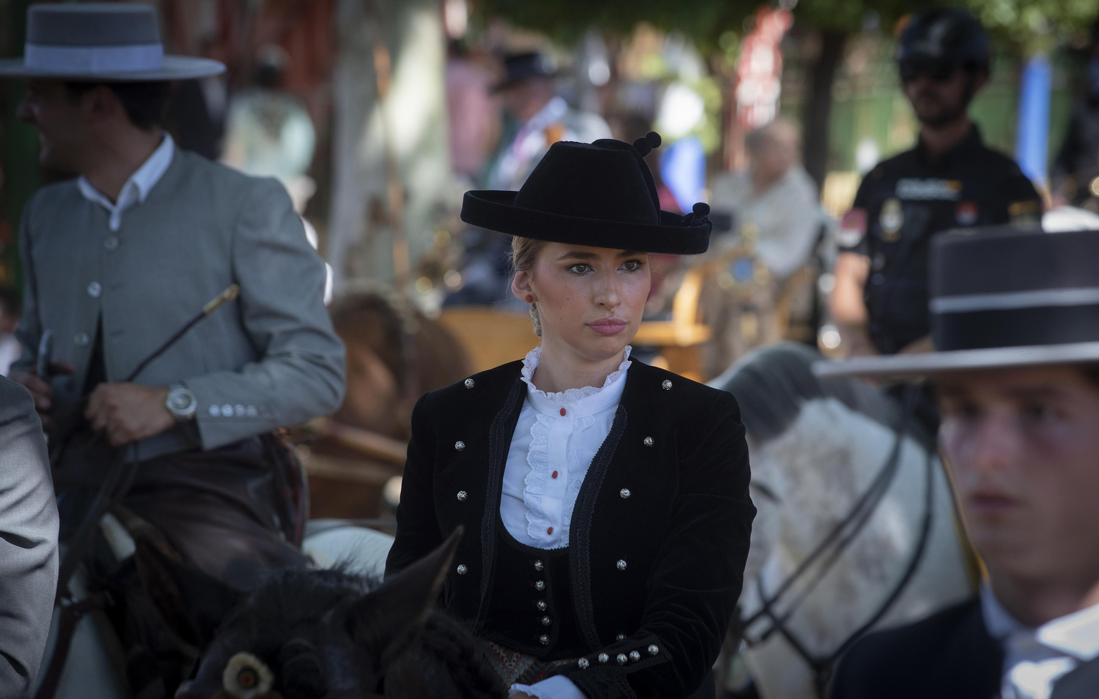 Sube la temperatura y el glamour en el lunes de Feria de Abril 2023