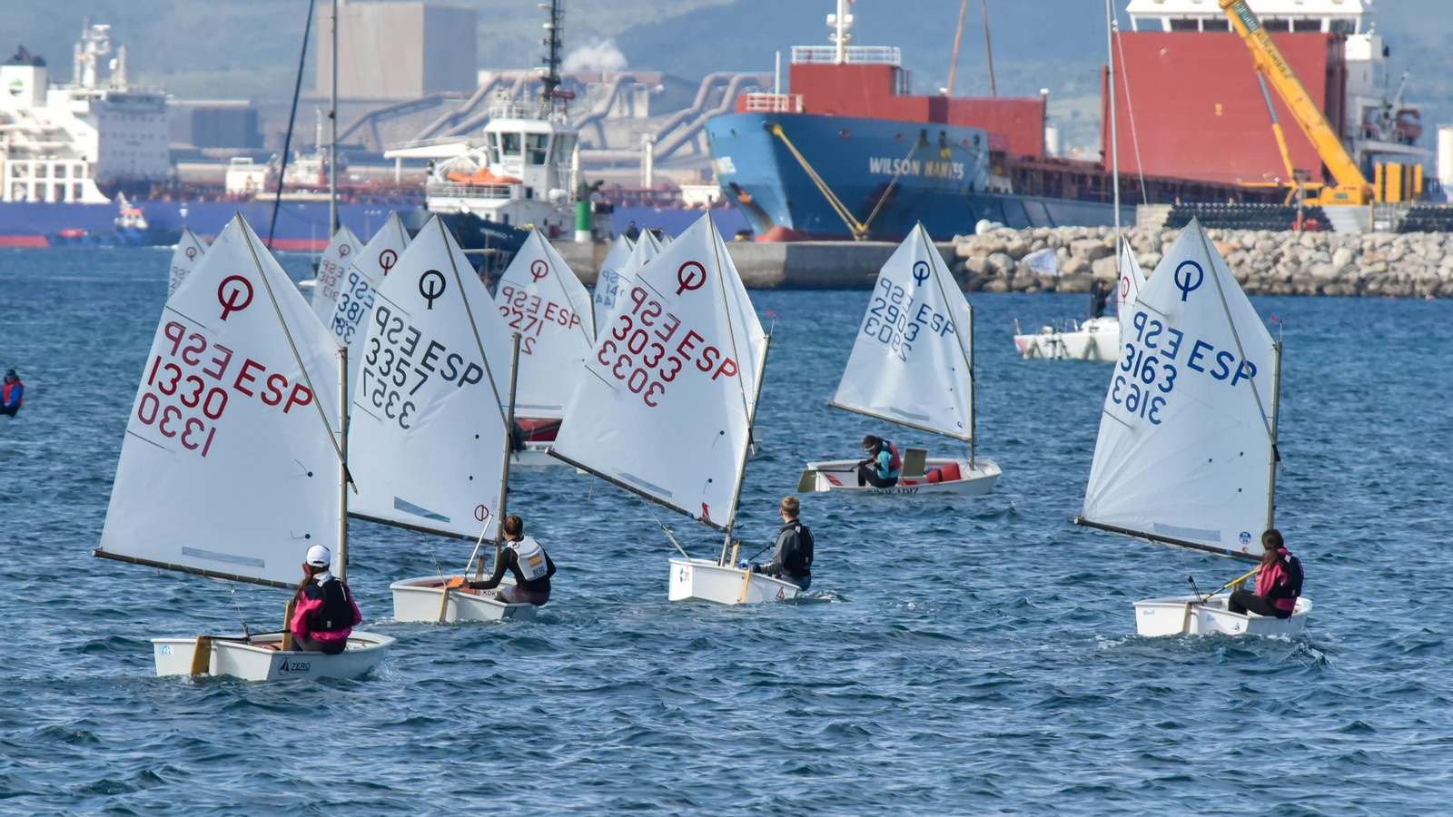 Las fotos de la primera jornada de la Copa de Andalucía de Óptimist en La Línea