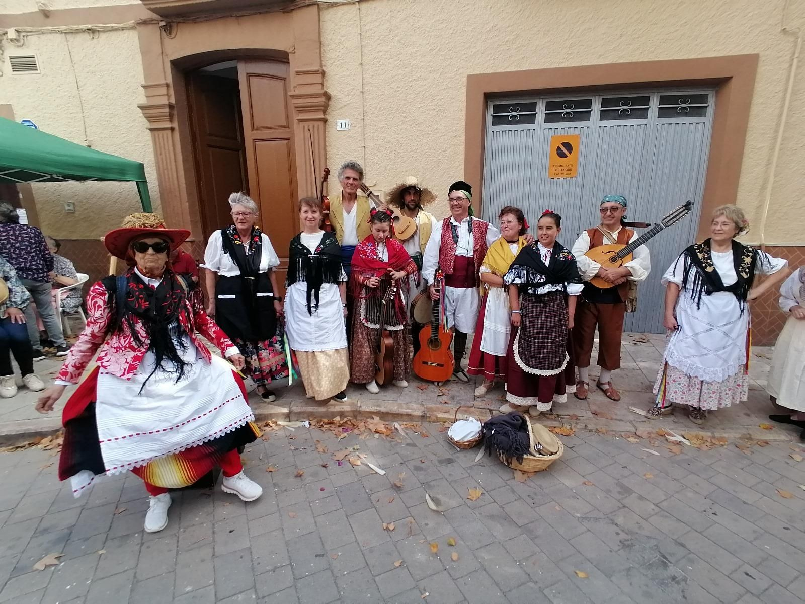 Terque viaja en el tiempo: las imágenes de la jornada de oficios antiguos