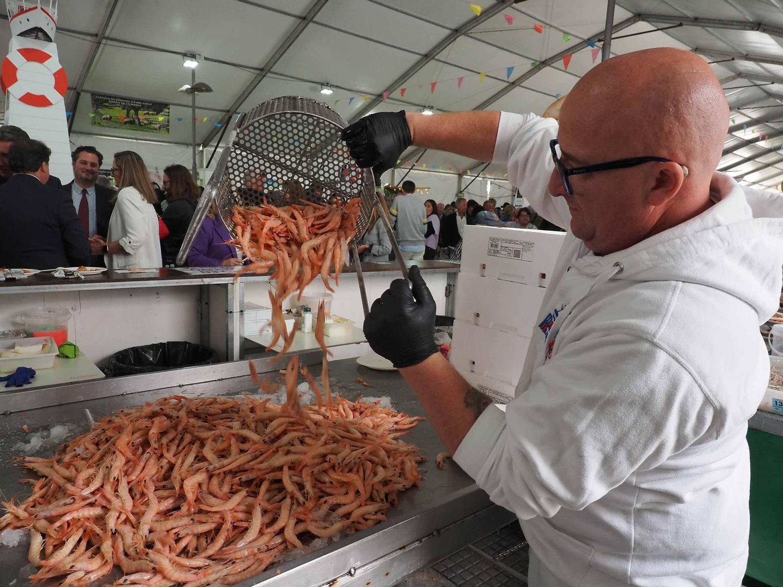 Las mejores fotografías del primer día de la Feria de la Gamba de Punta Umbría