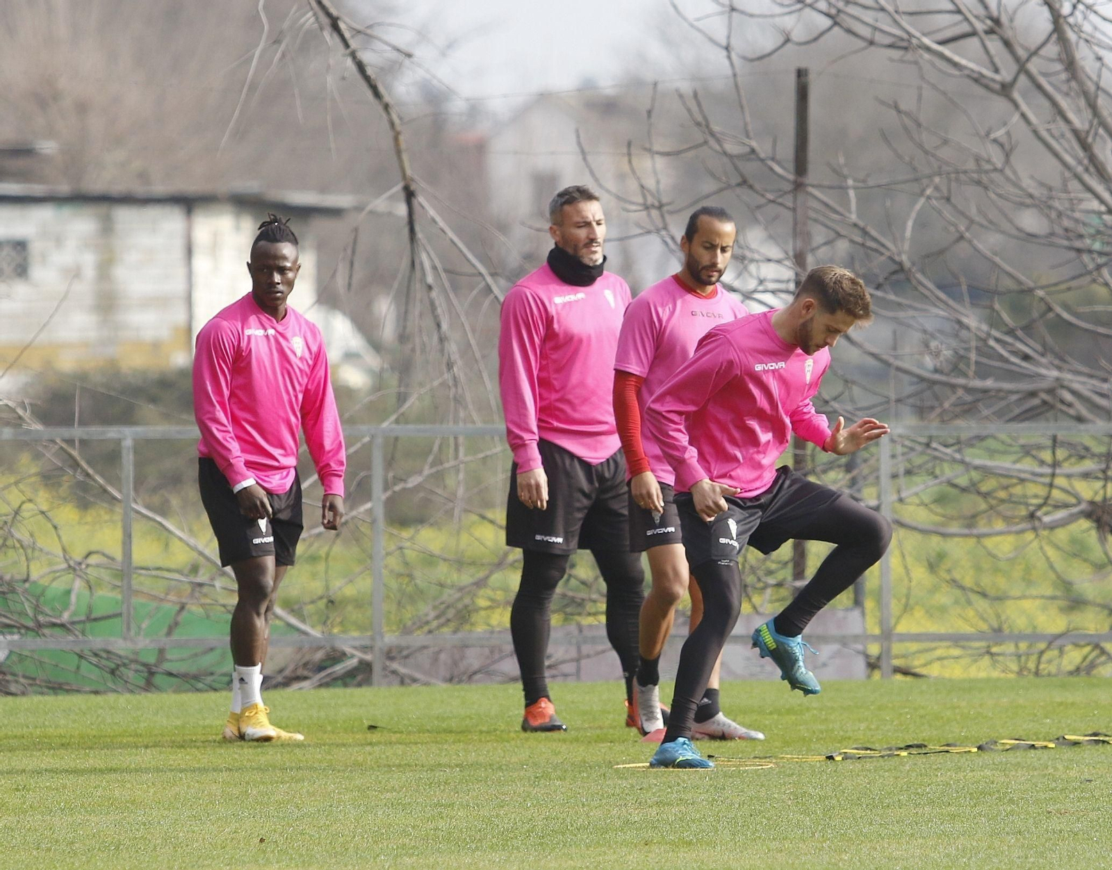 Fotografías: El Córdoba CF ya trabaja con los tres fichajes invernales en el grupo