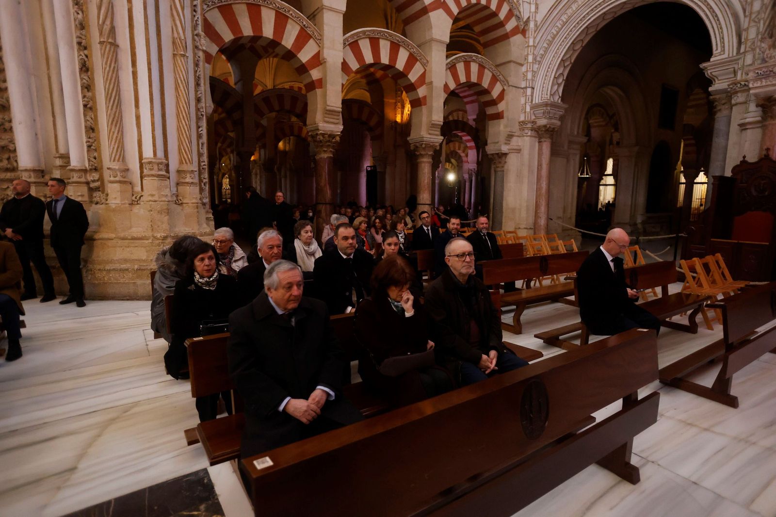Las imágenes del funeral en Córdoba por las víctimas de la tragedia de Adamuz