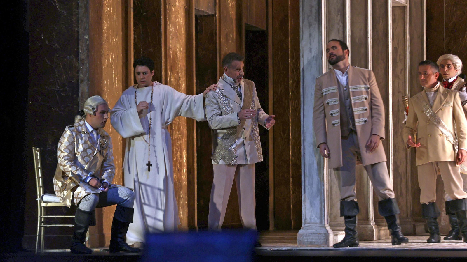 Imágenes de la ópera 'Don Gil de Alcalá' en el Teatro Villamarta de Jerez