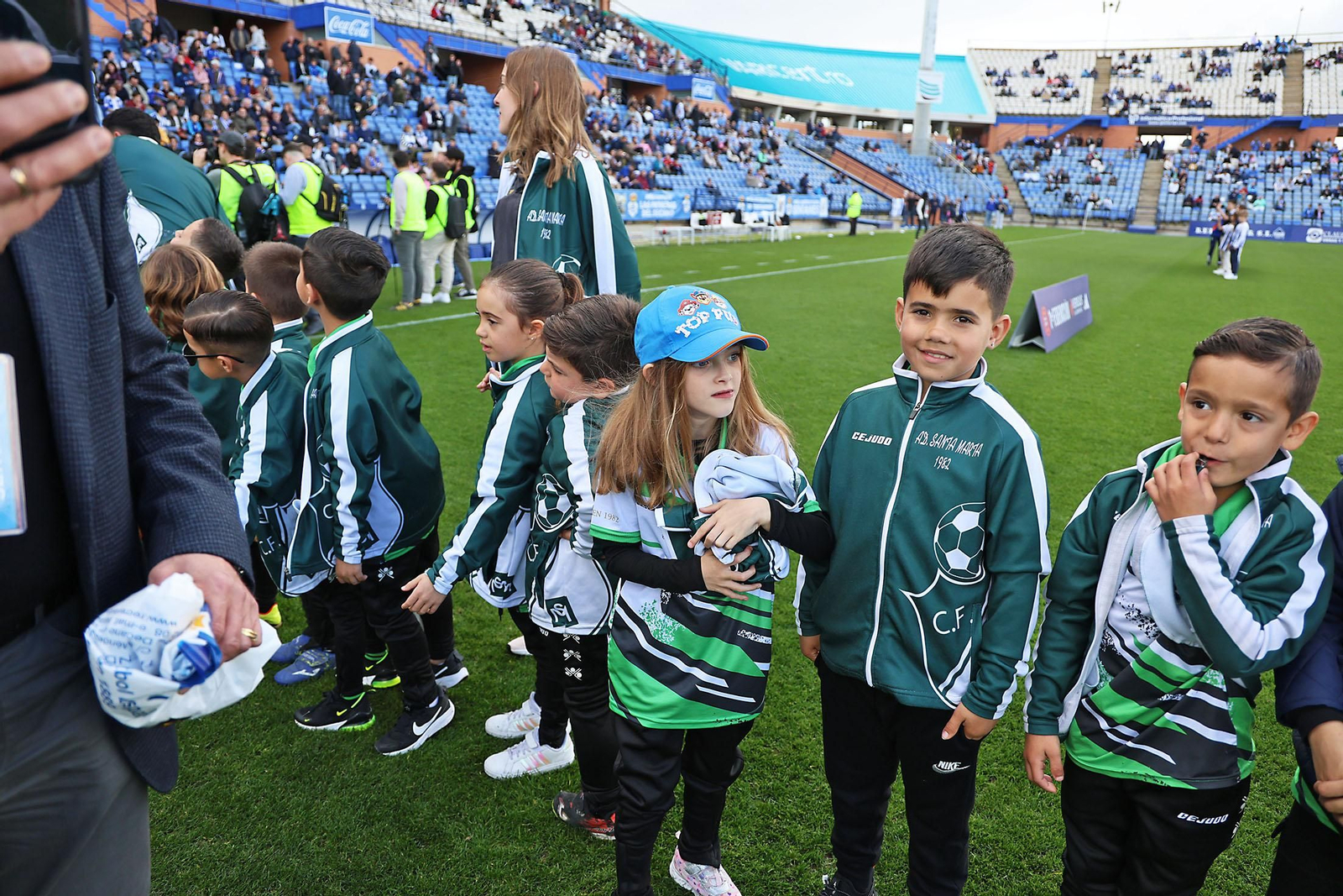 Búscate en el Nuevo Colombino en el Recreativo de Huelva vs Antequera