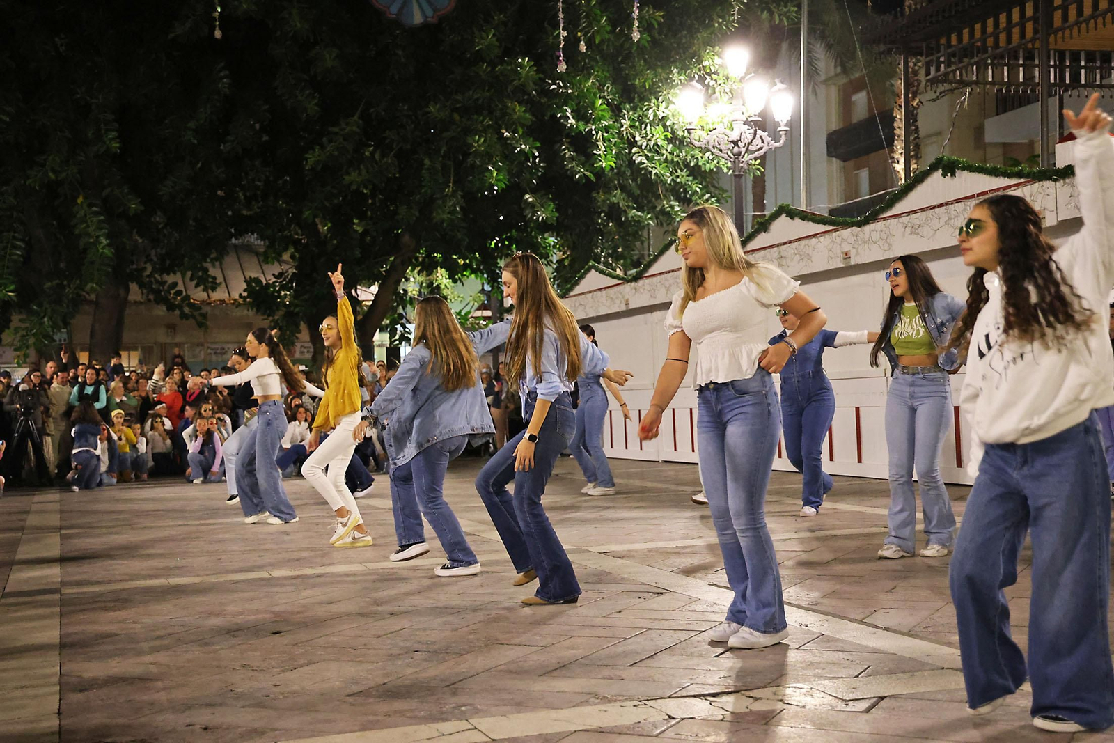 Imágenes del espectacular Flashmobe realizado en la Plaza de Las Monjas