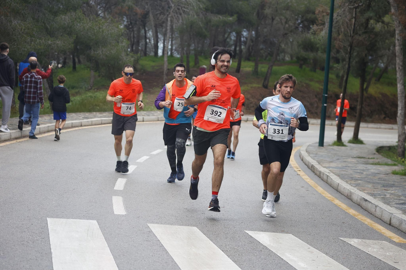 La Minimaratón Peña El Bastón, en fotos