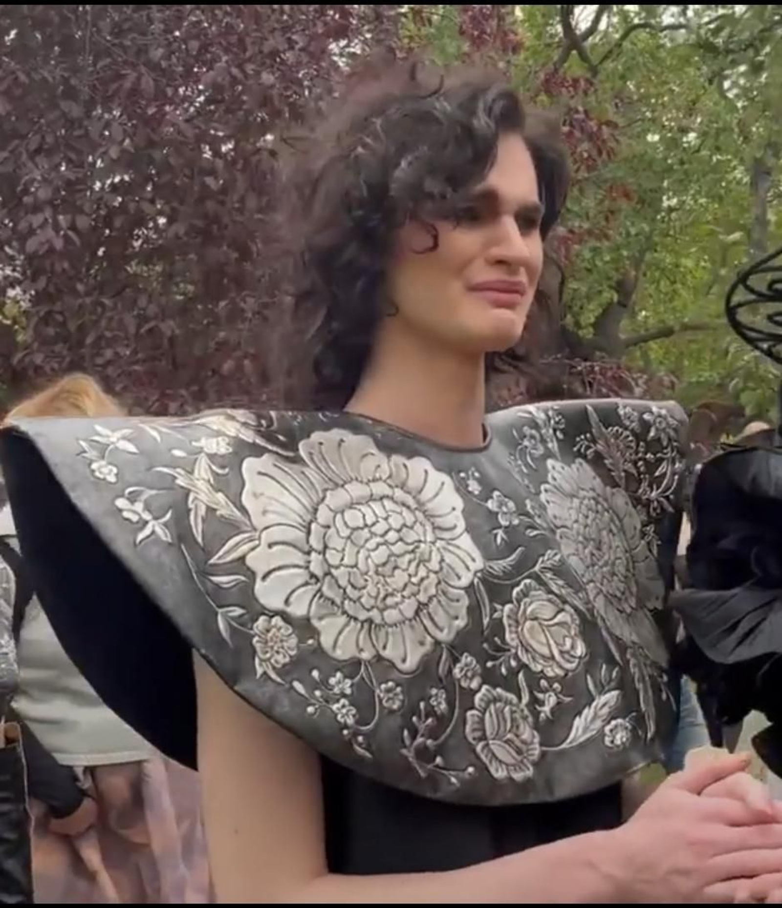 La emoción desbordó a algunos de los protagonistas del desfile