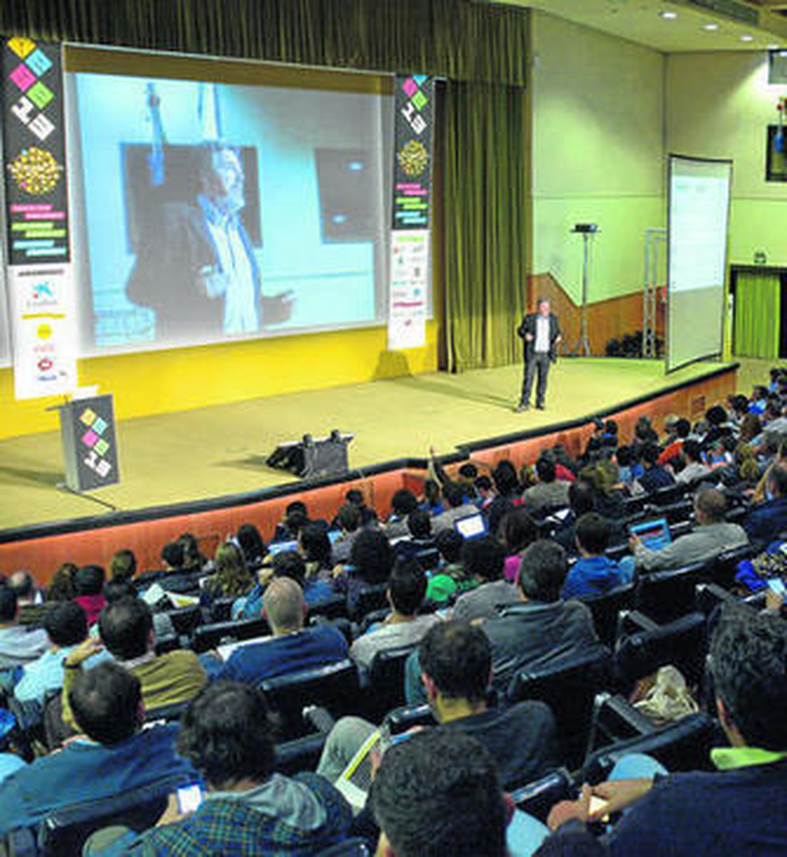 Congreso celebrado en Fibes en el año 2013 sobre 'coworking' y emprendimiento.