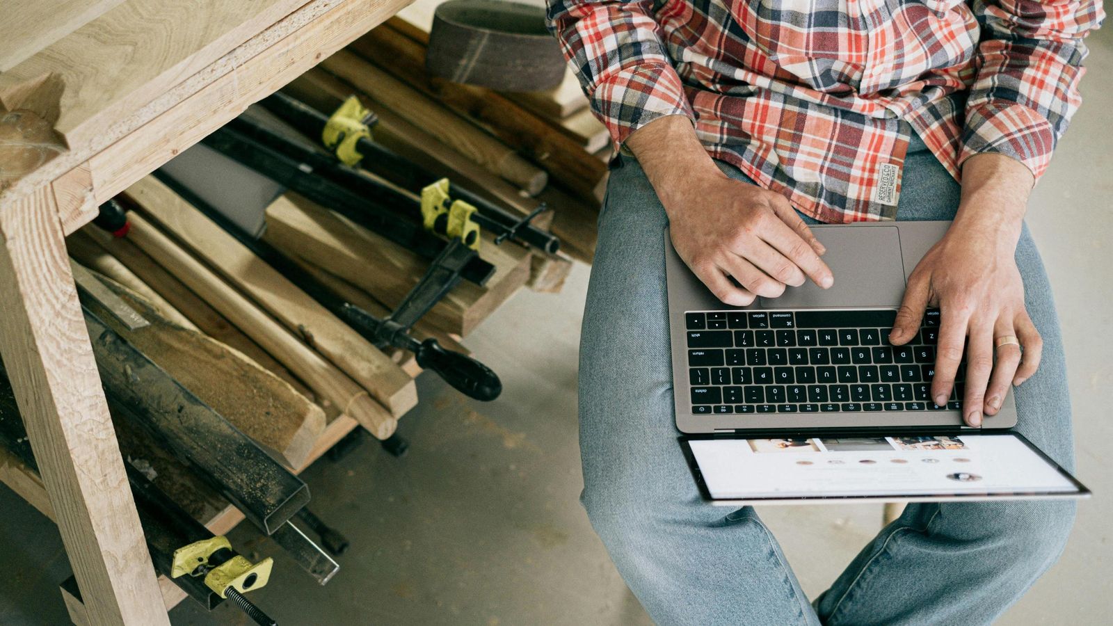 El auge de los materiales de construcción online: así se consolida Ceramicos.es como referente en suelos porcelánicos