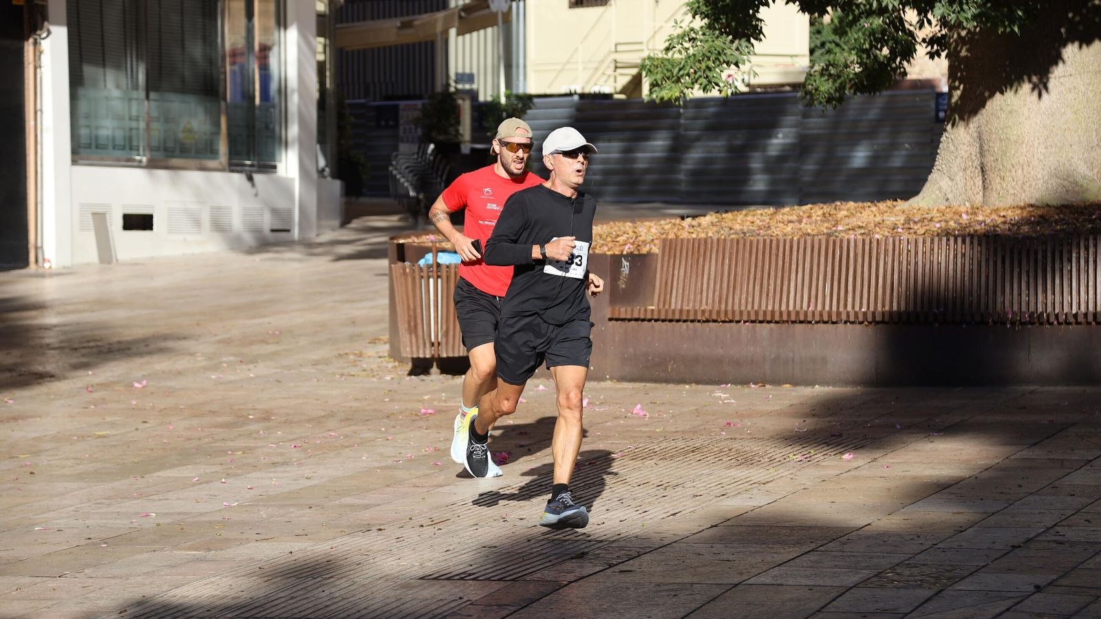 Búscate en las fotos de la Carrera de la Prensa en Málaga