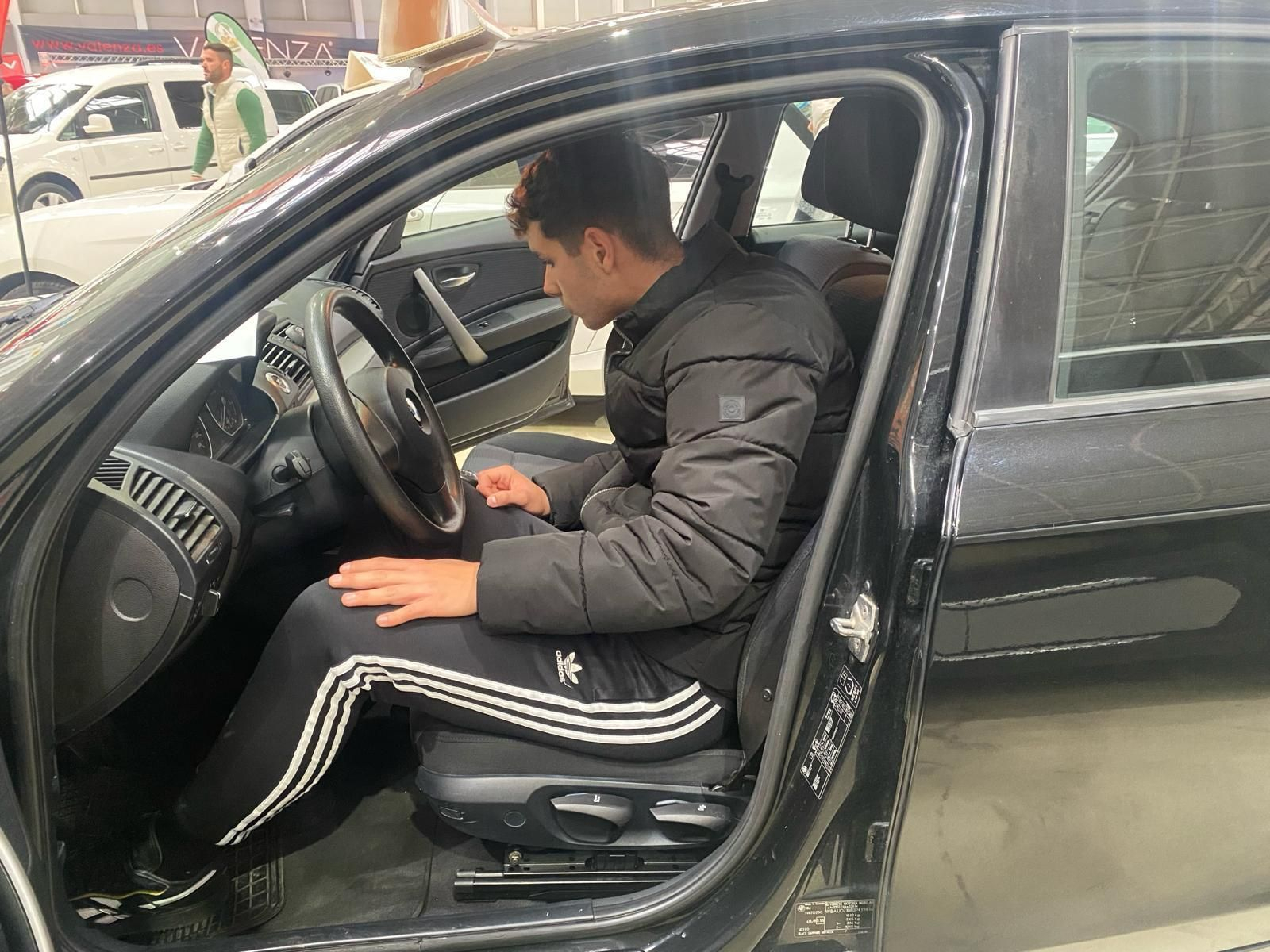 En imágenes: más de 350 coches se exponen en el XVI Salón del Vehículo de Ocasión de Jaén