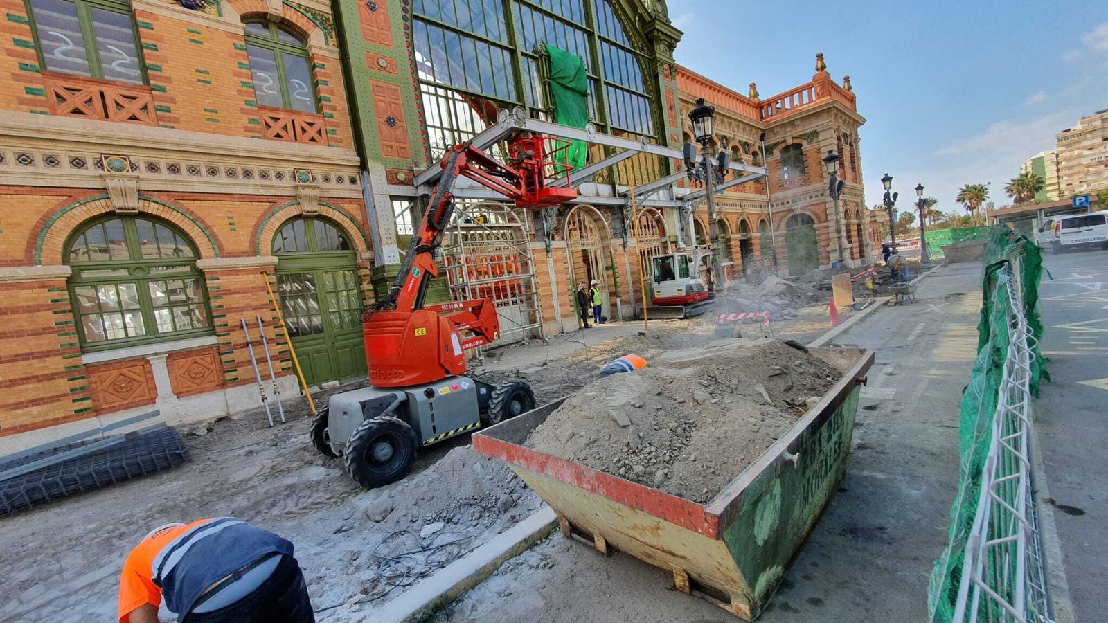 Adif tiene previsto finalizar la segunda fase de rehabilitación de la estación de trenes en diciembre