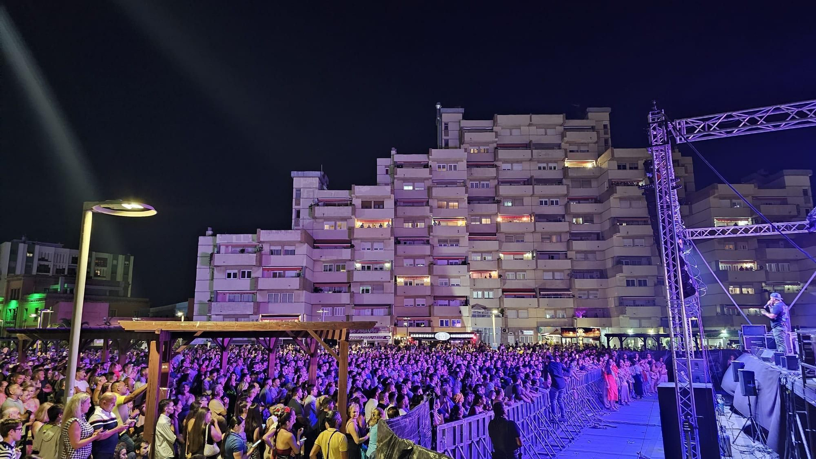 Fotos del concierto de Henry Méndez en La Línea