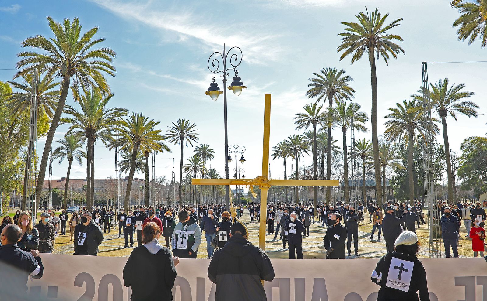 Contentración de los autónomos en el González Hontoria.