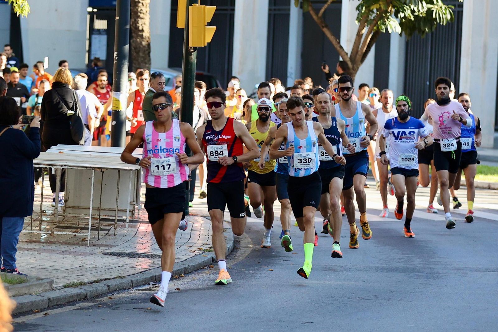 Búscate en las fotos de la Carrera de la Prensa en Málaga