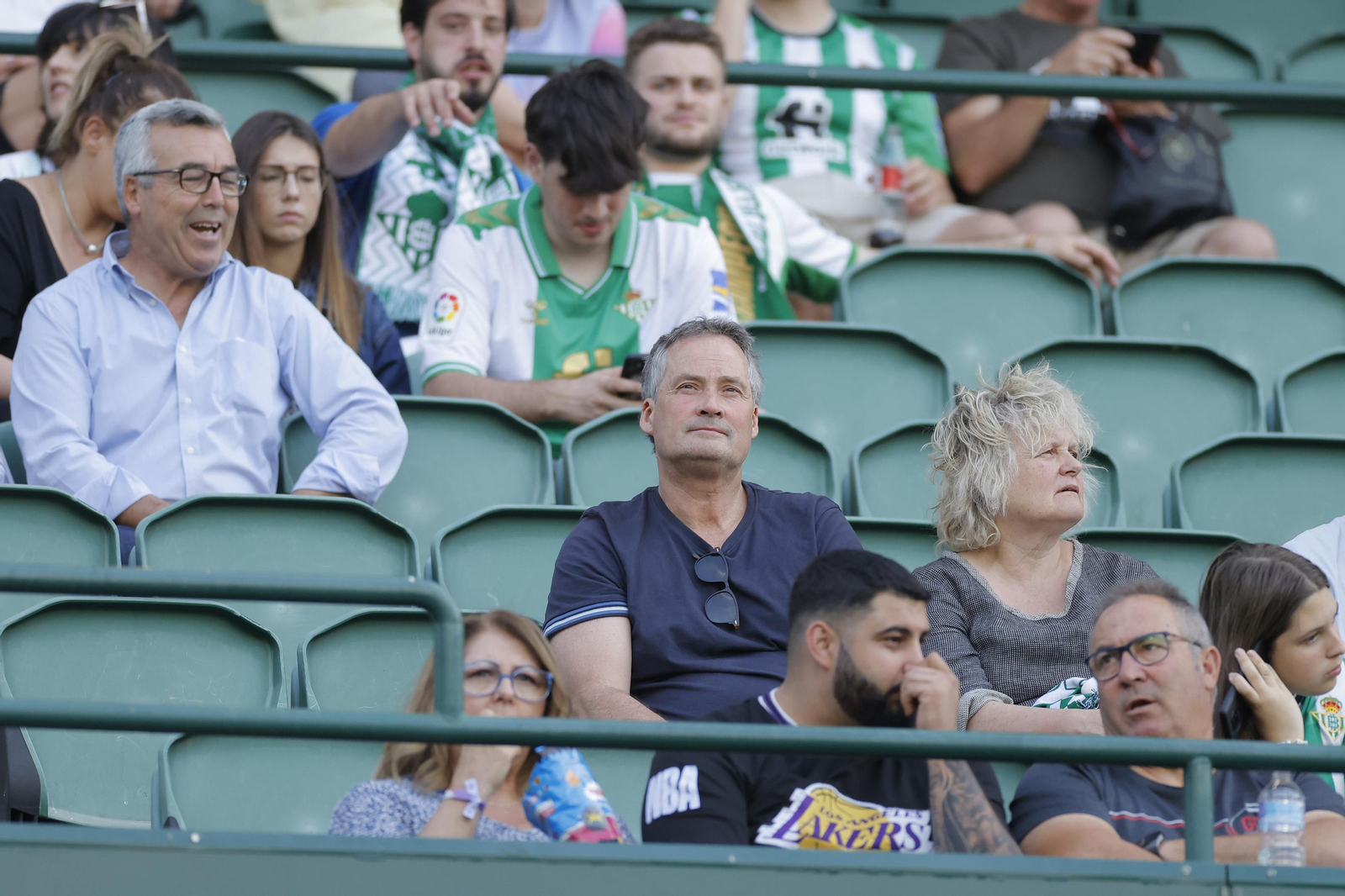 Búscate en las fotos del Betis-Rayo