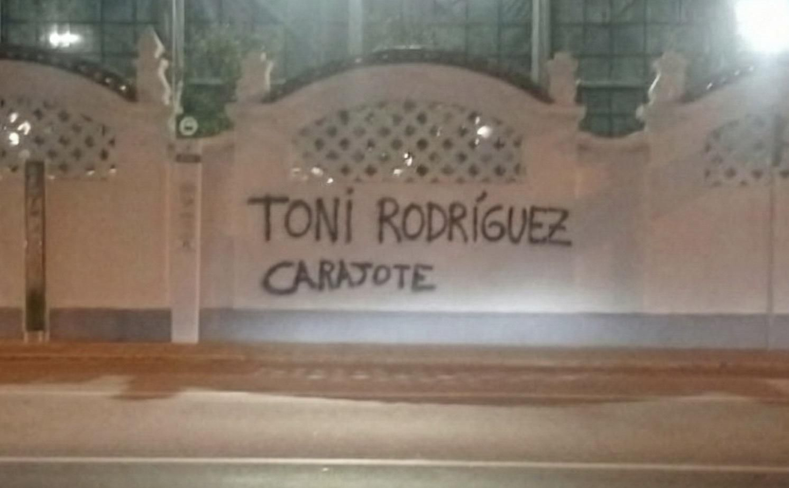 De las redes a las paredes