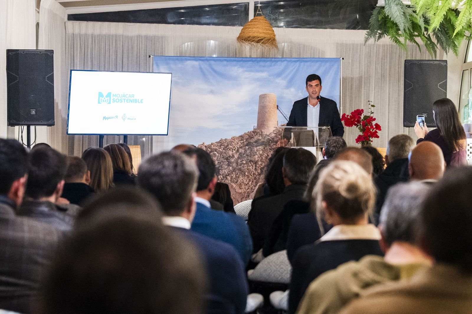 La presentación de 'Mojácar Sostenible' y la entrega del Indalo de Oro a Ricardo Escudero, en imágenes