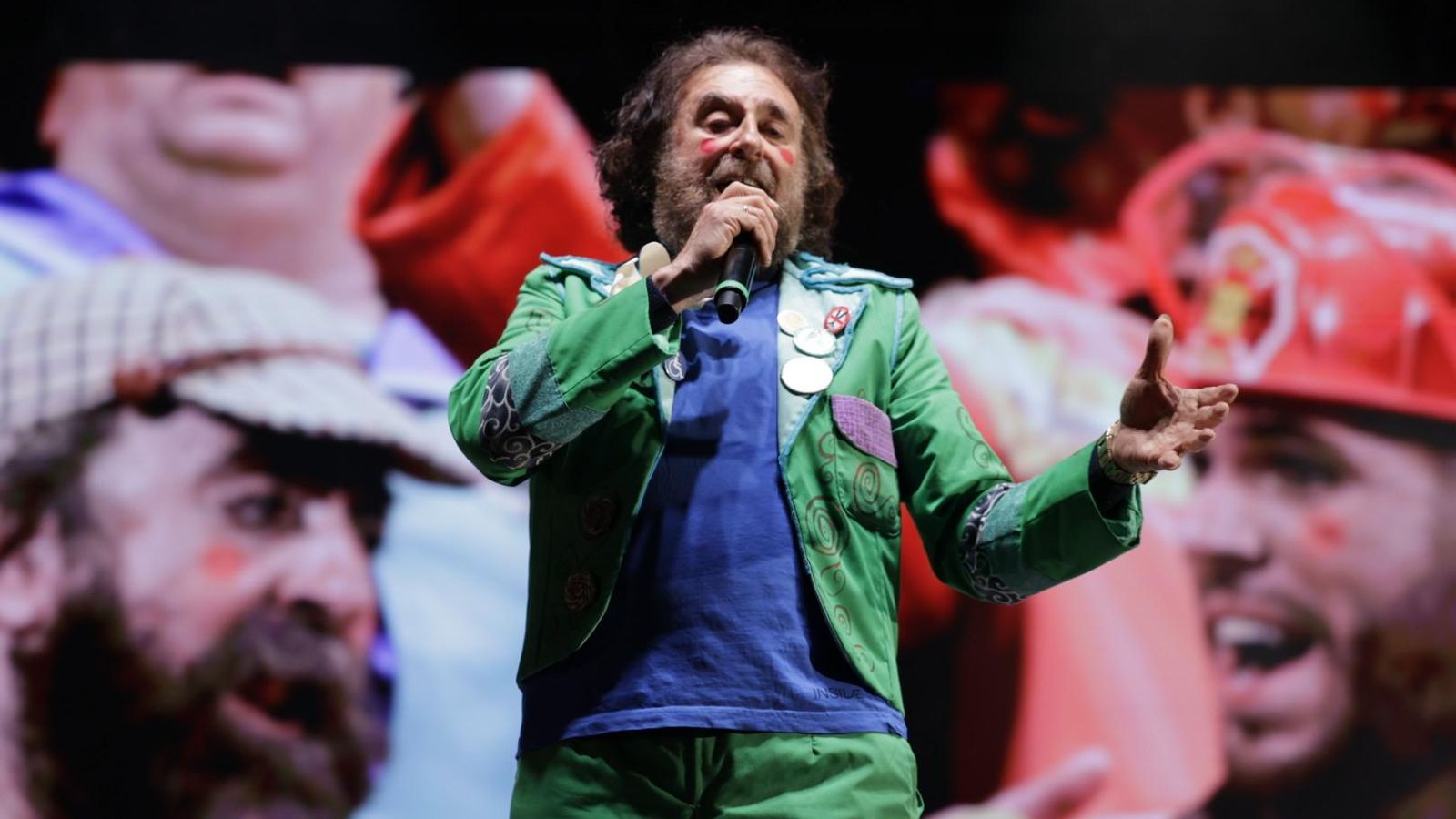 Búscate entre las mejores imágenes de la quema del dios Momo