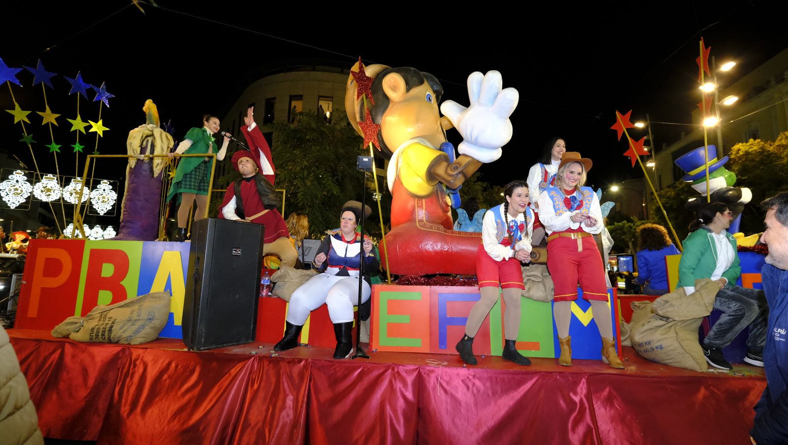 Fotogalería de la Cabalgata de Reyes Magos en Almería