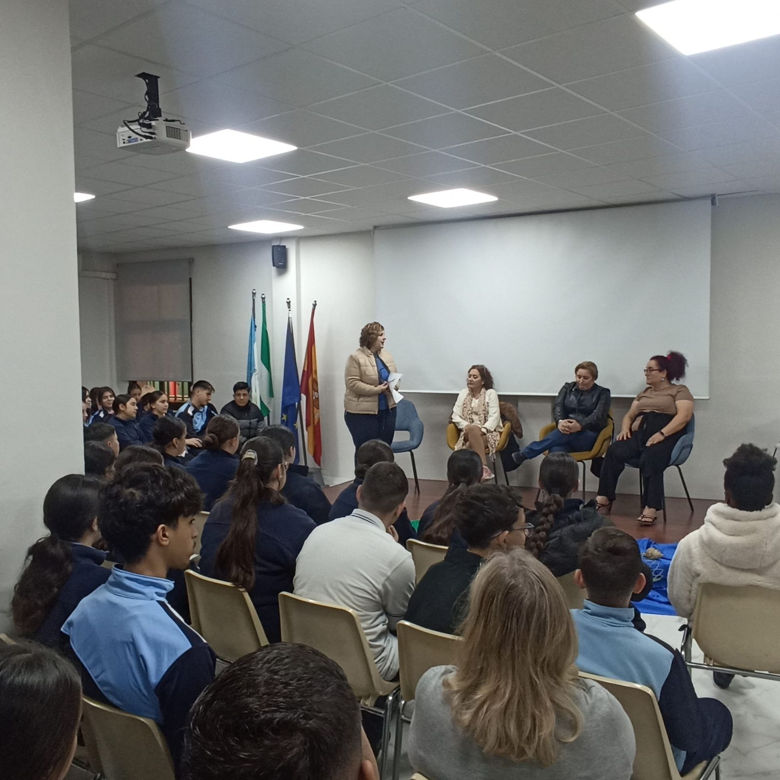 Momento de la charla.