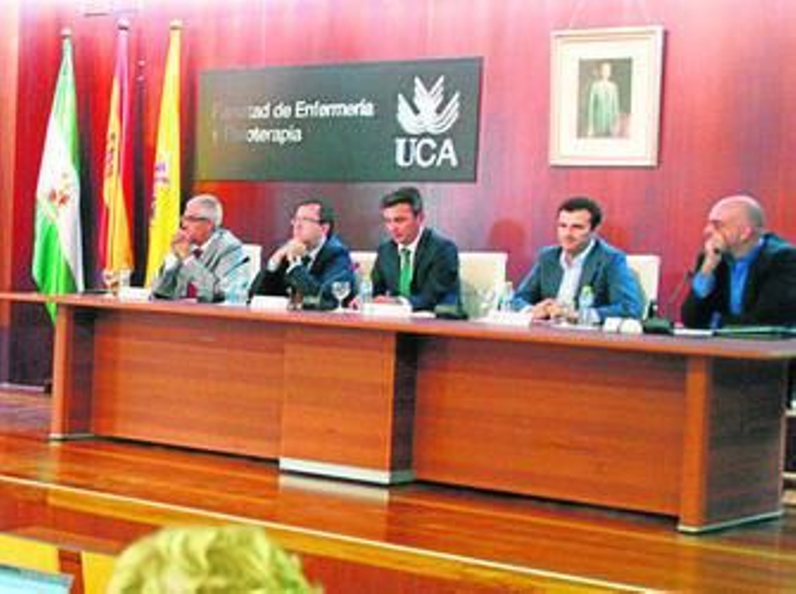 Imagen de la inauguración, ayer, en la Facultad de Enfermería y Fisioterapia.