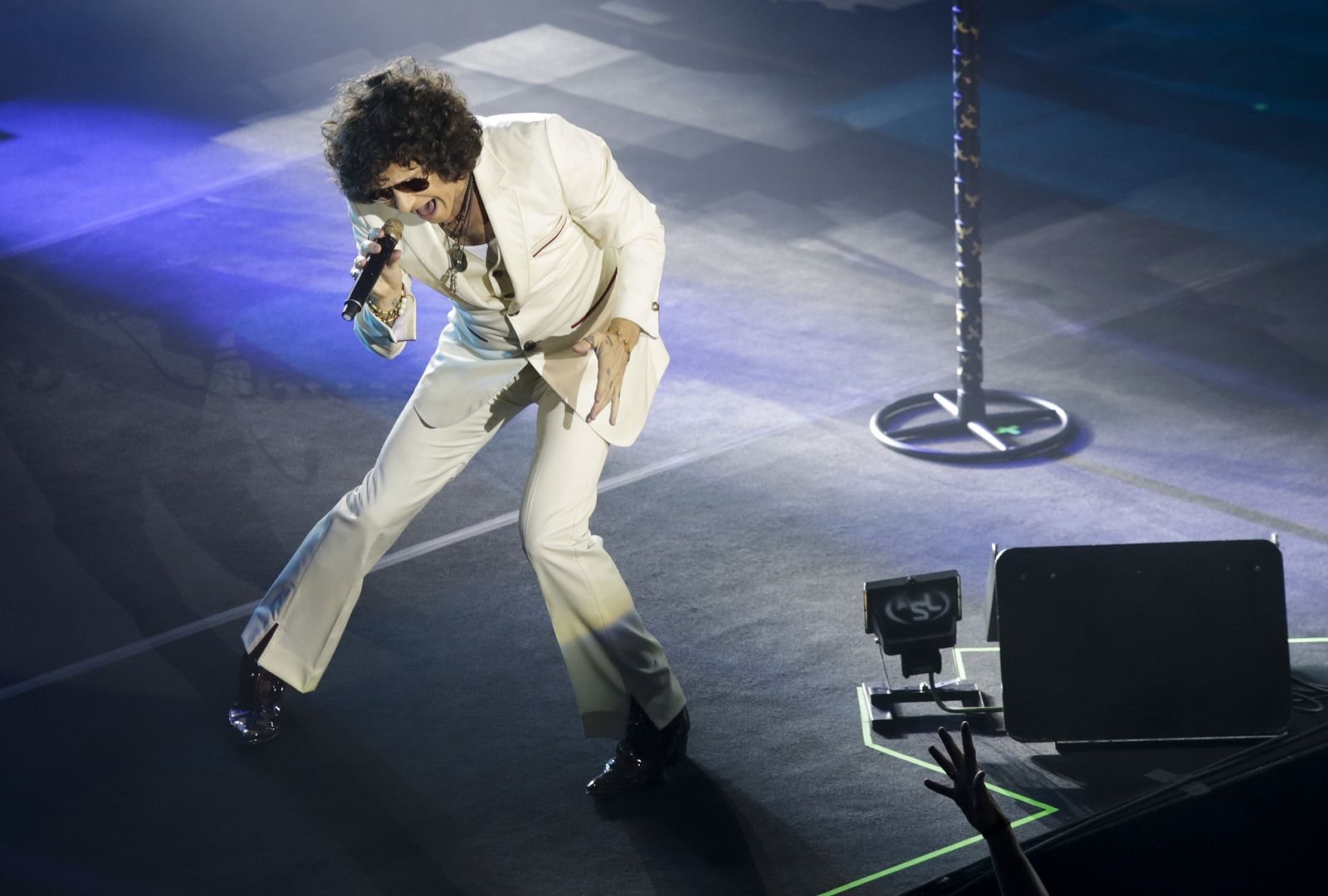 Enrique Bunbury, la noche del domingo durante su actuación en el Auditorio de Fibes.