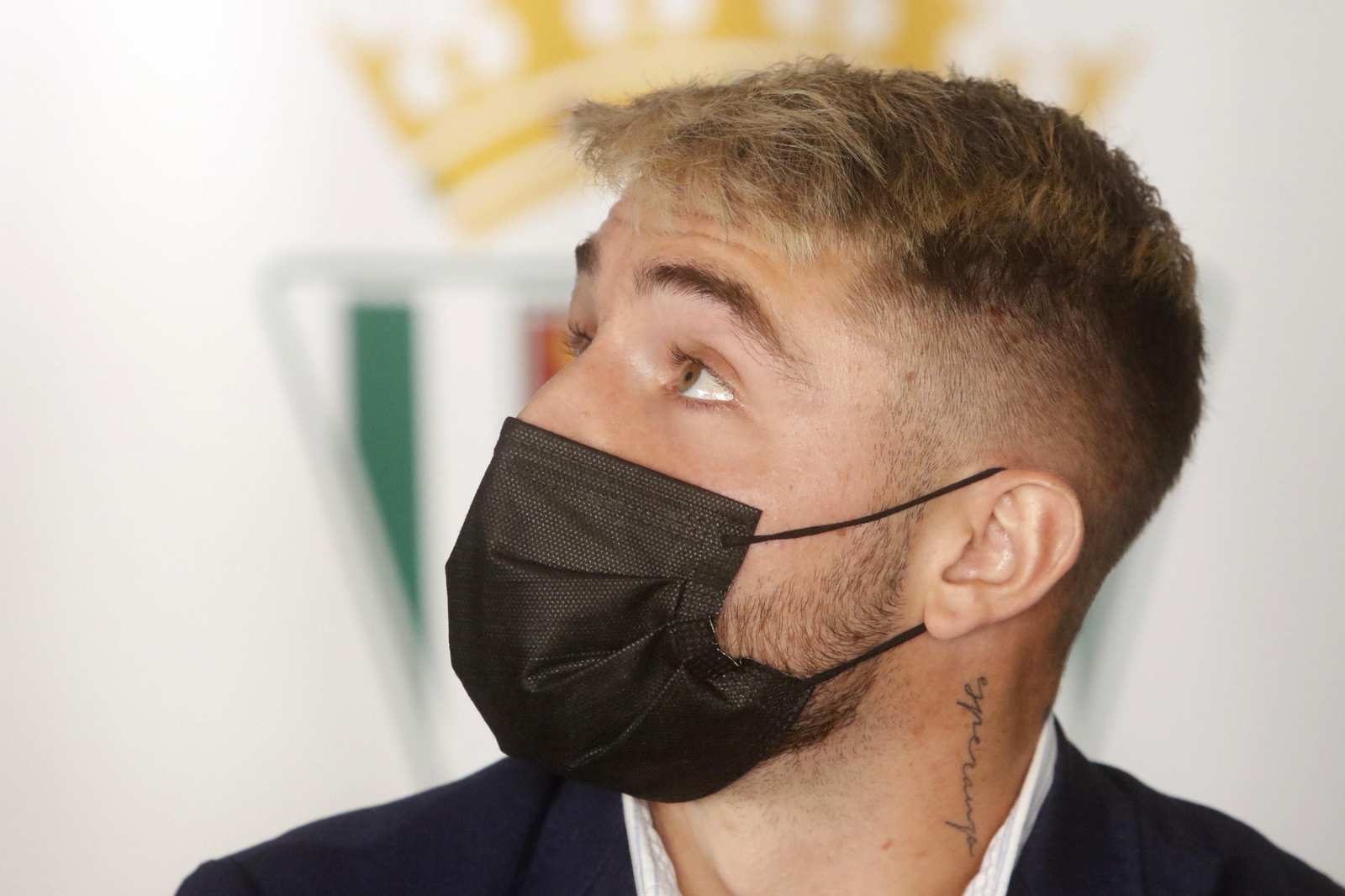 La presentación de Antonio Casas como jugador del Córdoba CF, en imágenes