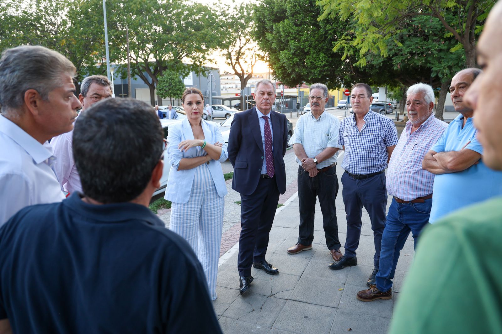 Encuentro del alcalde con los vecinos.