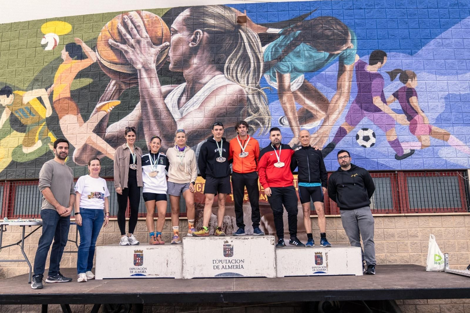Podio tanto en categoría masculina como femenina de la XVI Carrera del Desierto de Tabernas.