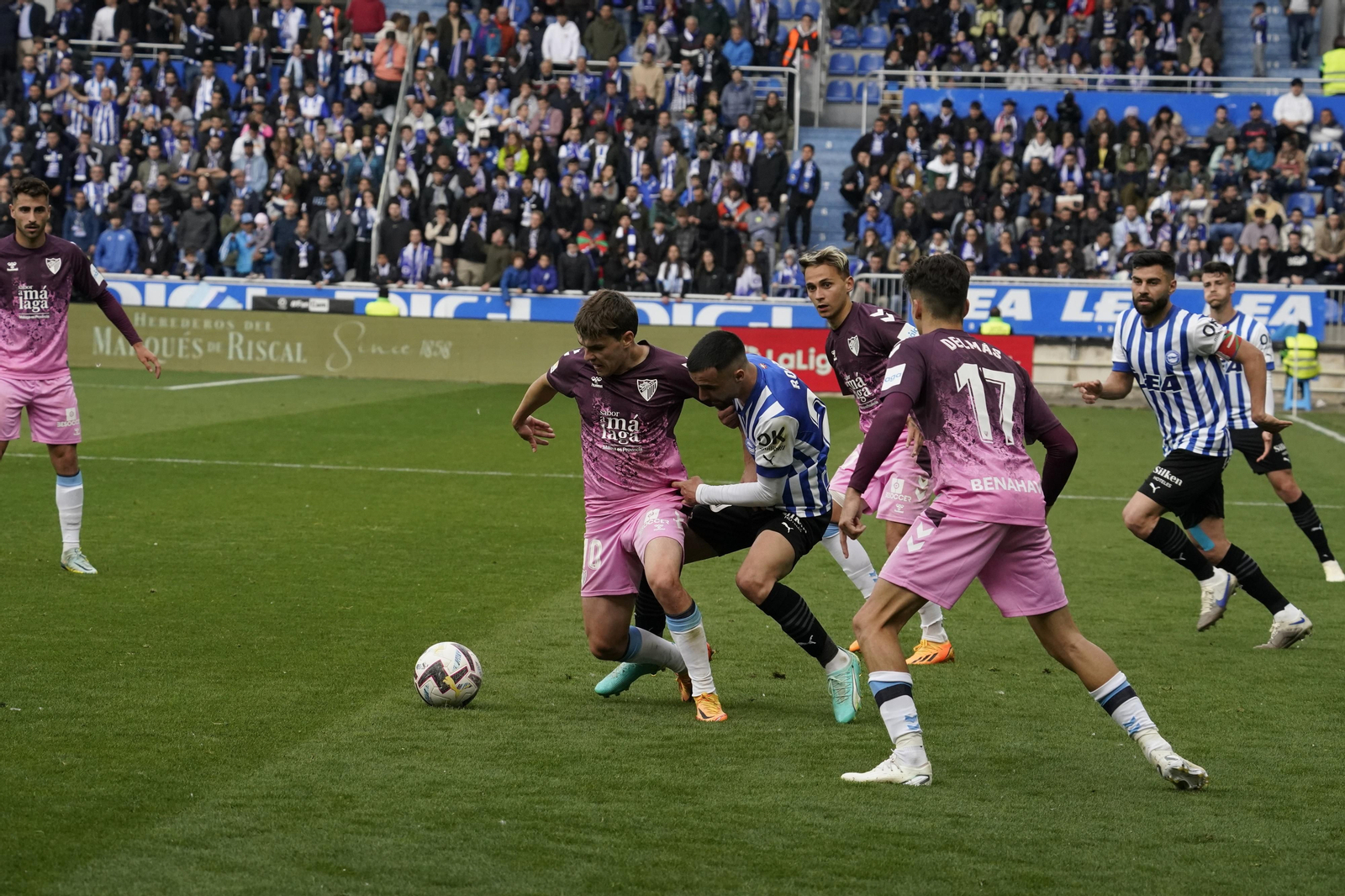 Una imagen del Alavés - Málaga CF Una imagen del Alavés - Málaga CF