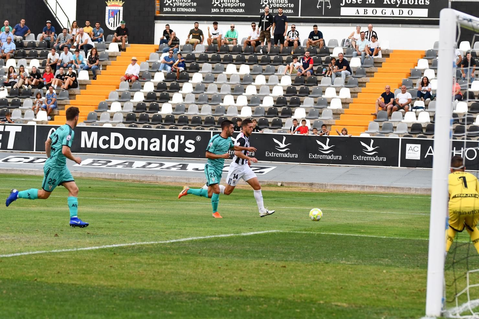 Las mejores fotos del Badajoz - Algeciras