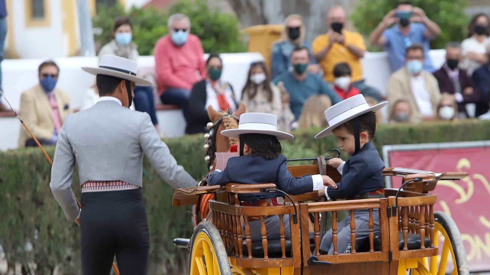 Entrega del Caballo de Oro 2020 al cochero Antonio Carrasco