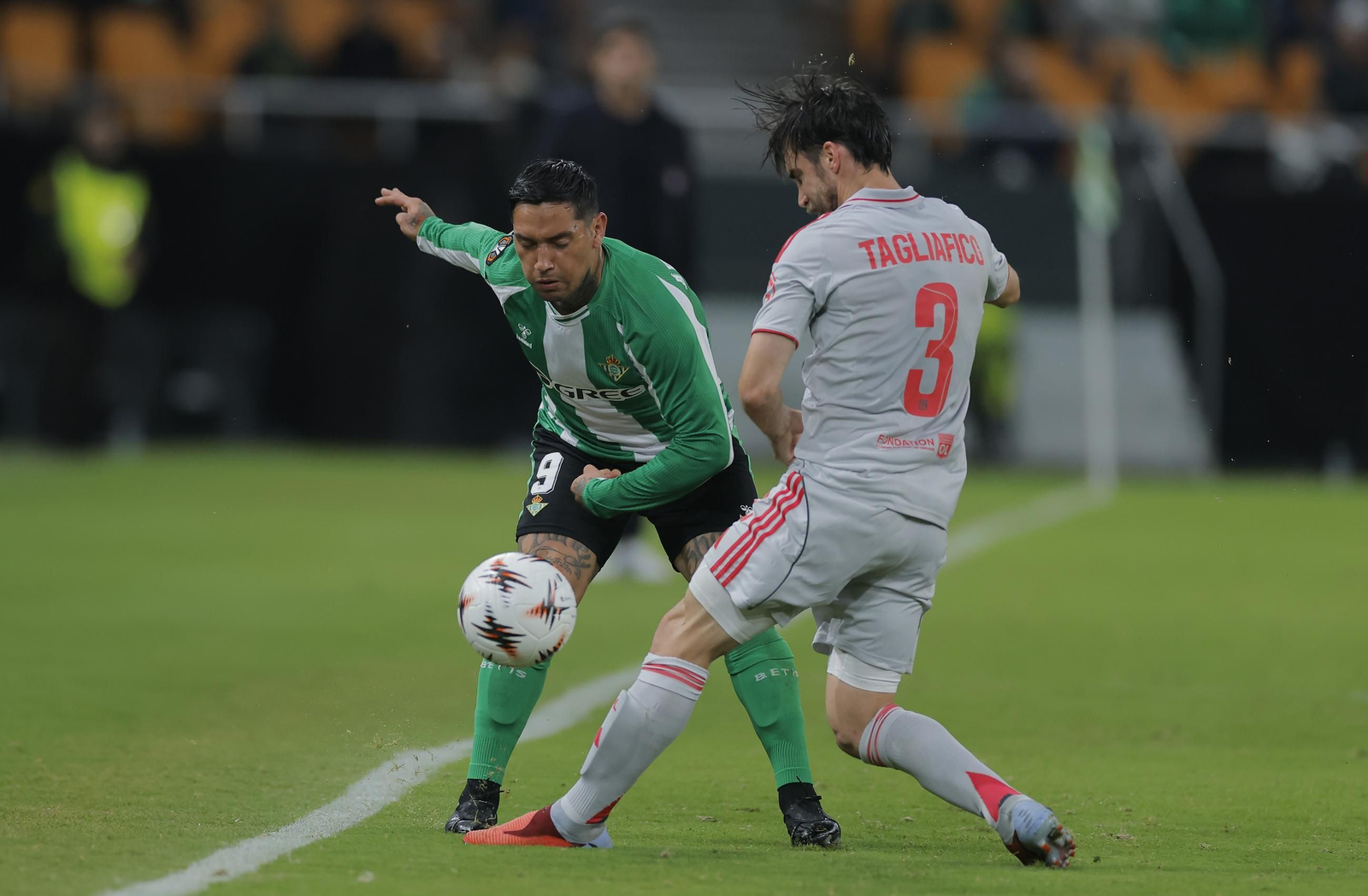 Las fotos del Betis - Olympique Lyonnais